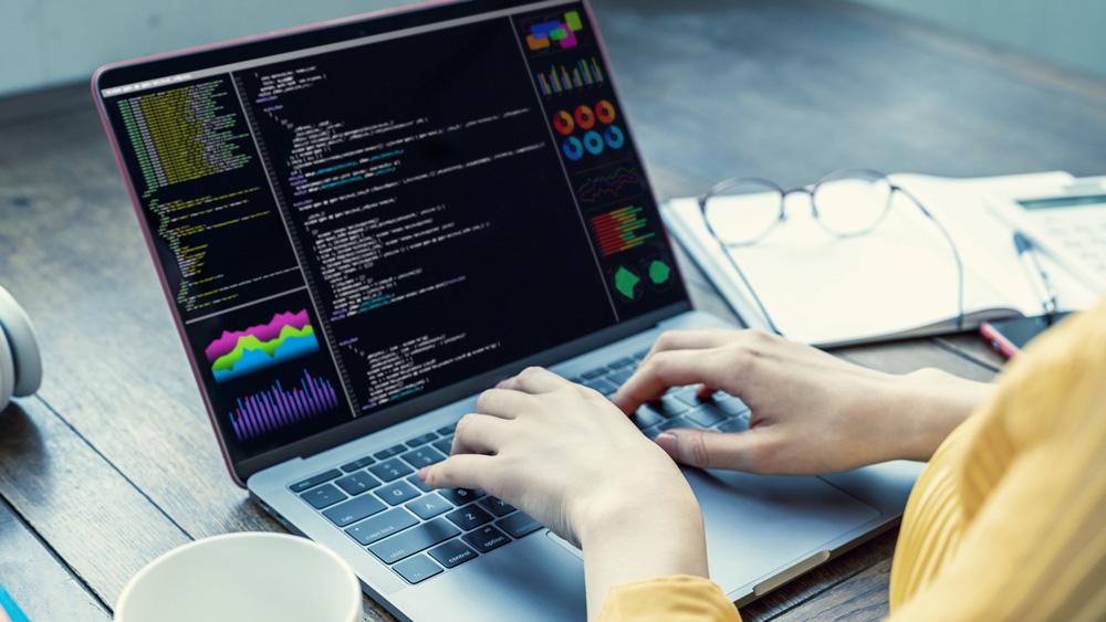Webサイトやシステムの
継続的なアップデート